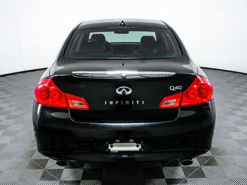 Used 2015 INFINITI Q40 w/ Moonroof Package RWD image 26