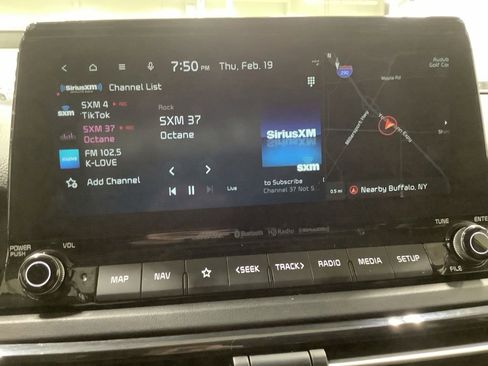 Used 2023 Kia Seltos SX w/ SX Sunroof Package image 18