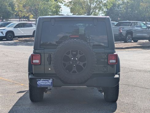 Used 2021 Jeep Wrangler Unlimited Sport image 5