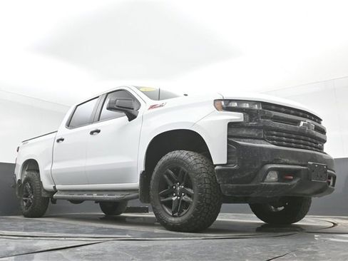 Used 2020 Chevrolet Silverado 1500 LT Trail Boss image 27
