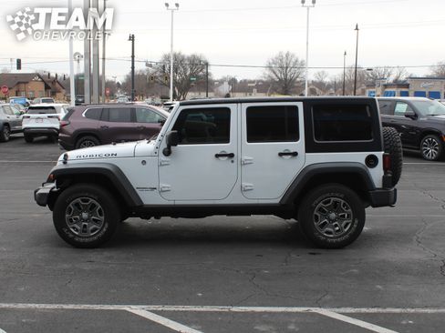 Used 2018 Jeep Wrangler Unlimited Rubicon w/ Cold Weather Group image 7