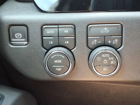 New 2026 Chevrolet Silverado 1500 RST AWD/4WD image 14