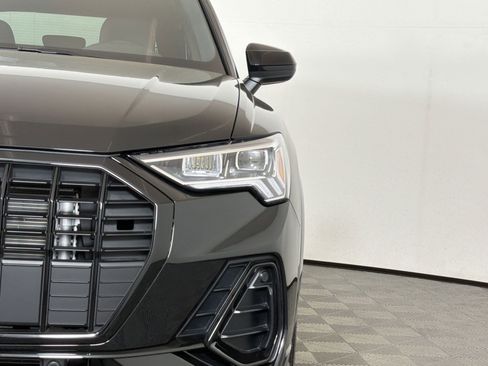 Used 2025 Audi Q3 2.0T Premium Plus w/ Premium Plus Package image 11