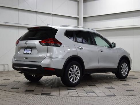 Used 2018 Nissan Rogue SV AWD/4WD image 8