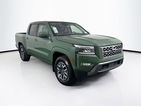 Used 2024 Nissan Frontier SL w/ Technology Package RWD image 9