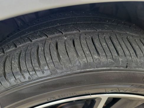 Used 2024 Toyota Camry SE w/ Convenience Package image 29