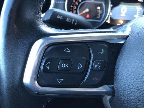 Certified 2022 Jeep Gladiator Overland w/ Popular Equipment Package image 13