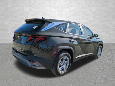 Certified 2026 Hyundai Tucson SE FWD image 2