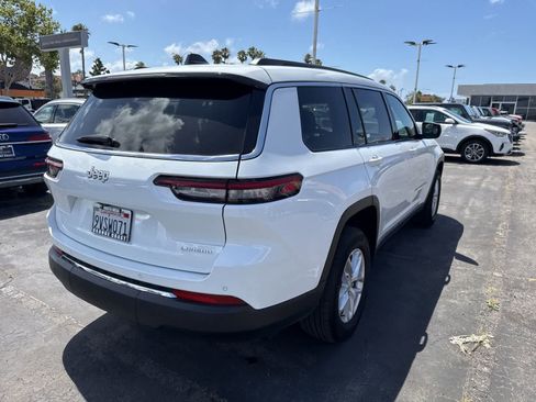 Used 2025 Jeep Grand Cherokee L Laredo RWD image 16