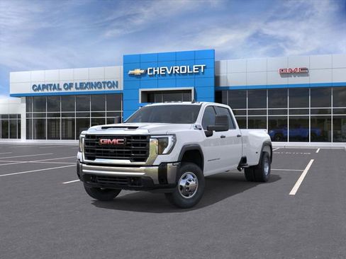 New 2026 GMC Sierra 3500 Pro image 8