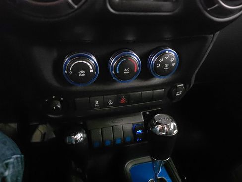 Used 2016 Jeep Wrangler Unlimited Sport w/ Quick Order Package 24S AWD/4WD image 19