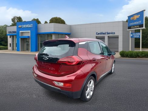 Used 2017 Chevrolet Bolt LT FWD image 4
