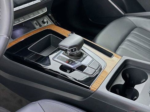 Certified 2023 Audi Q5 Premium w/ Convenience Package AWD/4WD image 15