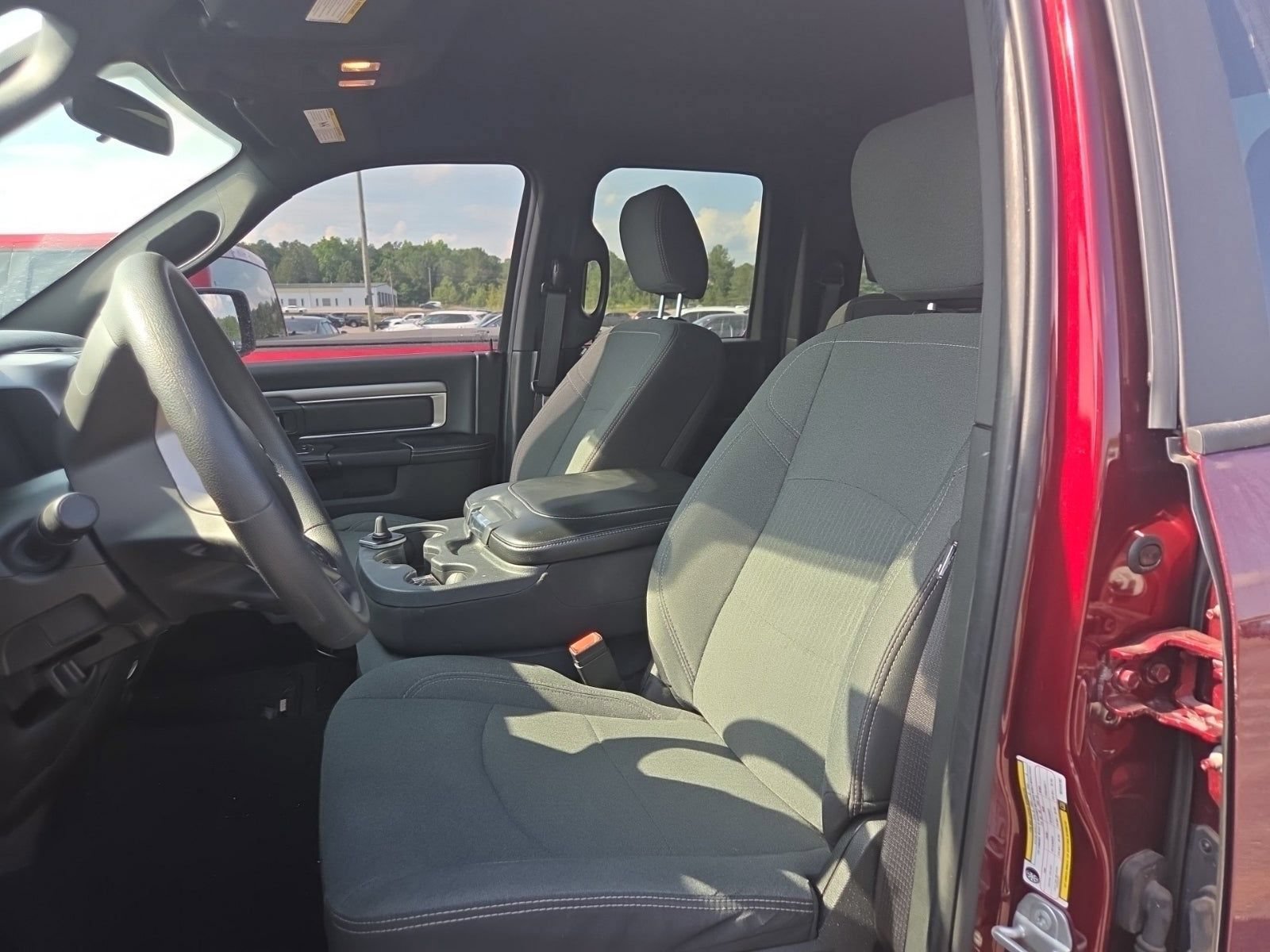 Used 2022 RAM 1500 Warlock AWD/4WD image 9