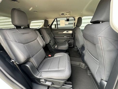 New 2026 Ford Explorer Active AWD/4WD image 24