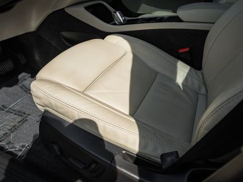Used 2023 Volvo XC40 B5 Plus w/ Protection Package Premier AWD/4WD image 36