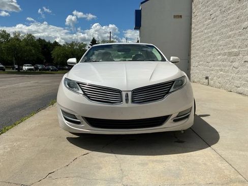 Used 2014 Lincoln MKZ AWD w/ Equipment Group 101A Select image 5