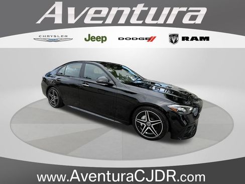 Used 2025 Mercedes-Benz C 300 4MATIC Sedan image 1