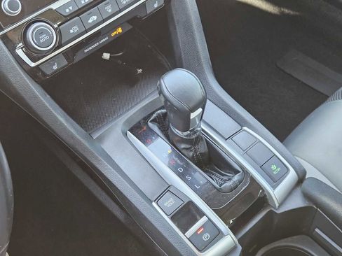 Certified 2020 Honda Civic EX image 19
