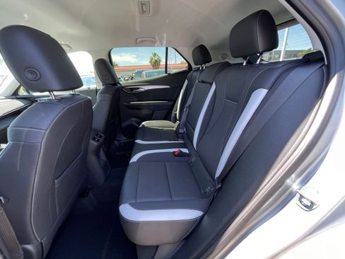 Used 2024 Buick Envision Sport Touring image 31