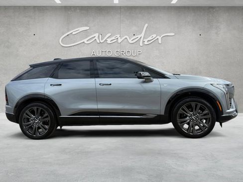 Certified 2026 Cadillac Optiq Sport 2 AWD/4WD image 15