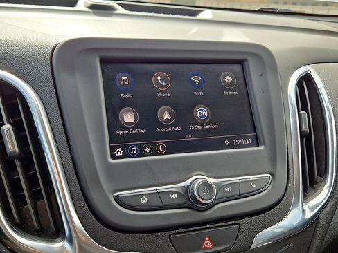 Used 2021 Chevrolet Equinox LT image 25