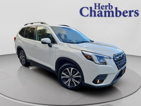Used 2023 Subaru Forester Limited image 2