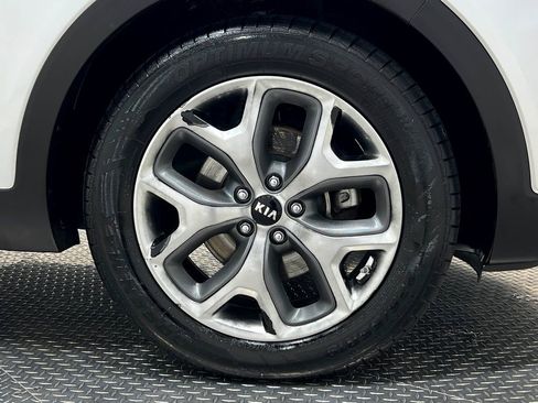 Used 2019 Kia Sorento EX AWD/4WD image 38