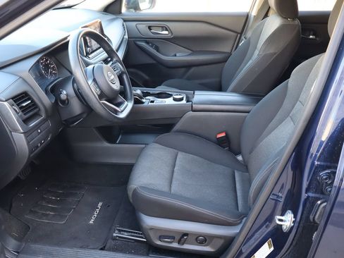 Used 2024 Nissan Rogue SV AWD/4WD image 15