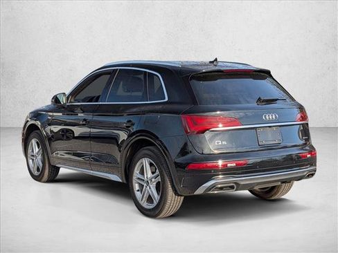 Used 2023 Audi Q5 e Premium Plus w/ Premium Plus Package image 6