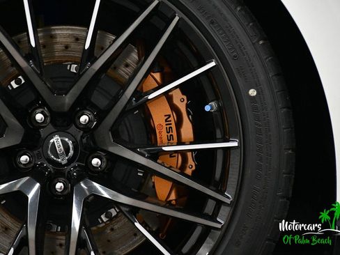 Used 2021 Nissan GT-R Premium image 61