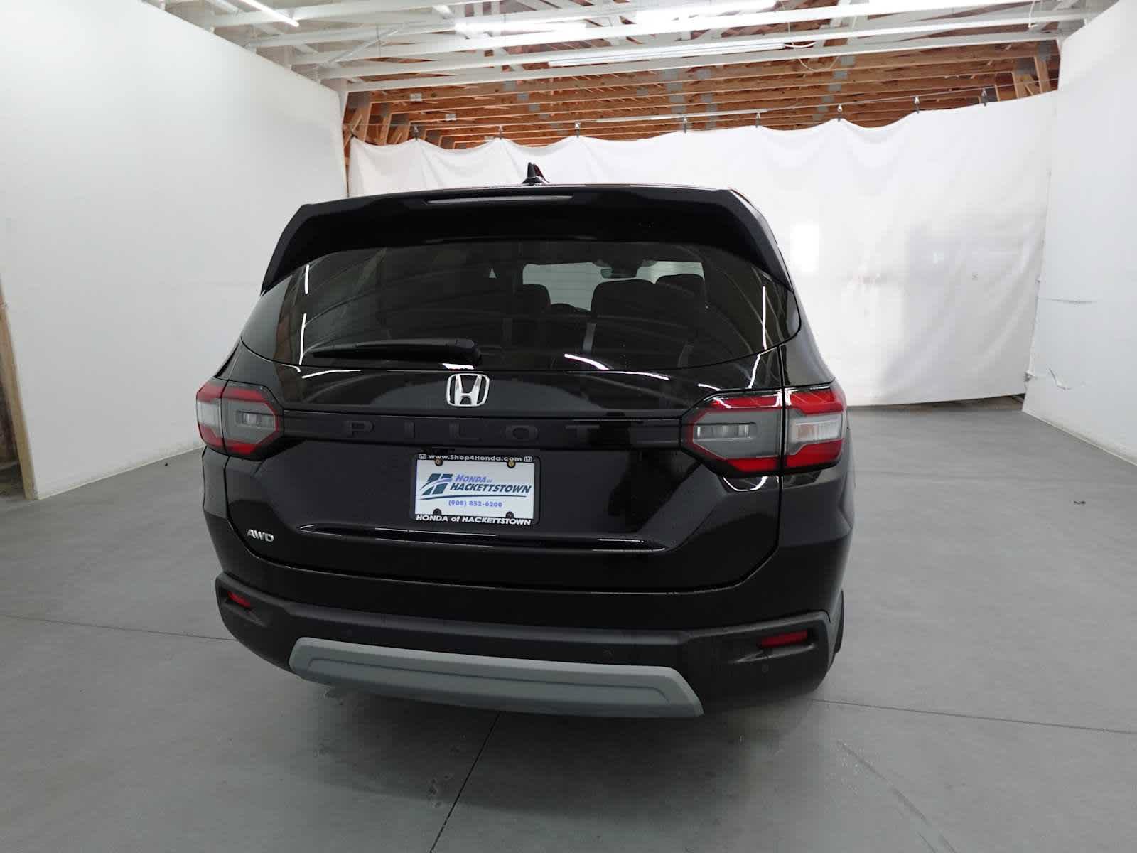 Certified 2024 Honda Pilot EX-L image 5