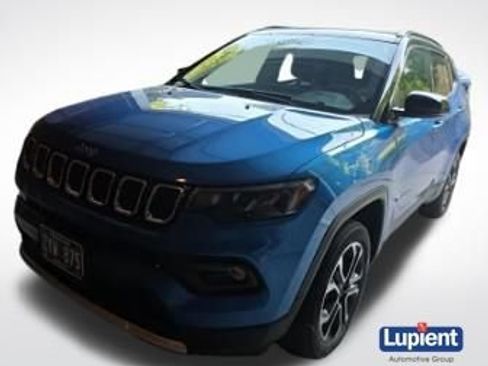 Used 2023 Jeep Compass Limited w/ Sun and Sound Group AWD/4WD image 1