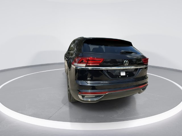 Used 2022 Volkswagen Atlas Cross Sport SE w/ Black Wheel Package FWD image 6