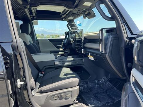 New 2026 GMC Hummer EV 4x4 Crew Cab image 31