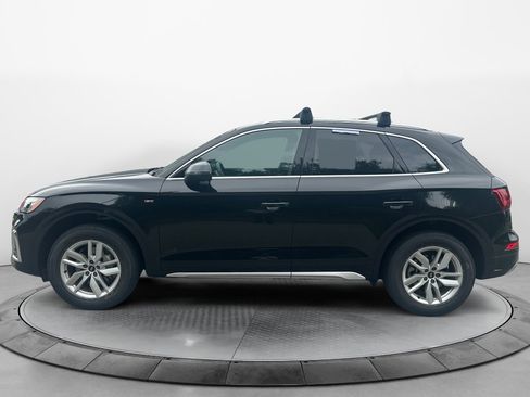 Used 2023 Audi Q5 2.0T Premium w/ Convenience Package AWD/4WD image 4