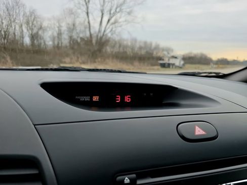 Used 2017 Kia Forte LX w/ LX Popular Package image 17