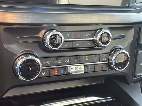 New 2026 Ford F250 Lariat w/ Chrome Package image 28