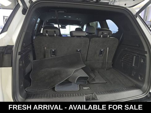 Used 2025 Buick Enclave Sport Touring image 16