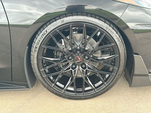 Used 2024 Chevrolet Corvette Stingray Premium Conv w/ Battery Protection Package image 10