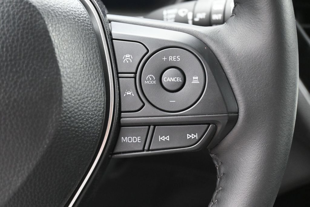 Certified 2026 Toyota Corolla Cross XLE AWD/4WD image 17