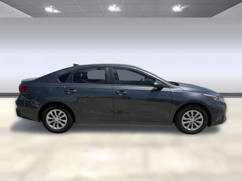 Used 2022 Kia Forte Sedan FWD image 8