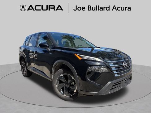 Used 2025 Nissan Rogue SV AWD/4WD image 1