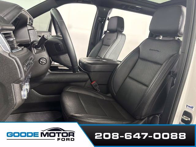 Used 2023 GMC Yukon XL Denali w/ Max Trailering Package AWD/4WD image 10