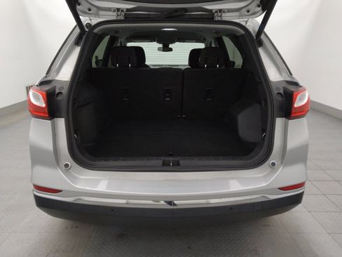 Used 2020 Chevrolet Equinox LT w/ Driver Convenience Package image 29