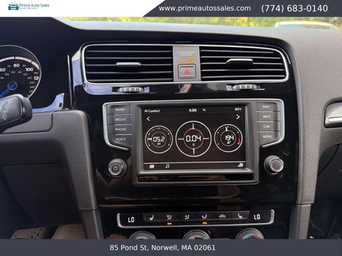 Used 2017 Volkswagen Golf 4-Door AWD/4WD image 34