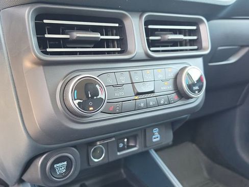 Used 2024 Ford Maverick Lariat w/ Black Appearance Package FWD image 27