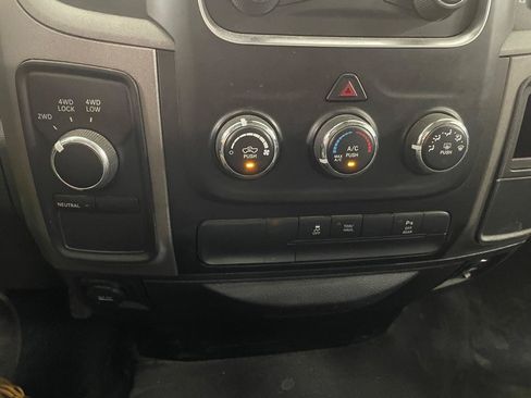 Used 2015 RAM 1500 Tradesman AWD/4WD image 30