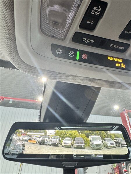 Used 2020 Chevrolet Traverse Premier w/ Redline Edition AWD/4WD image 20
