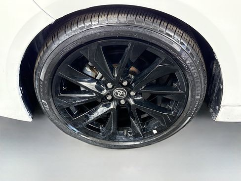 Used 2021 Toyota Corolla SE w/ Carpet Mat Package (TMS) image 37